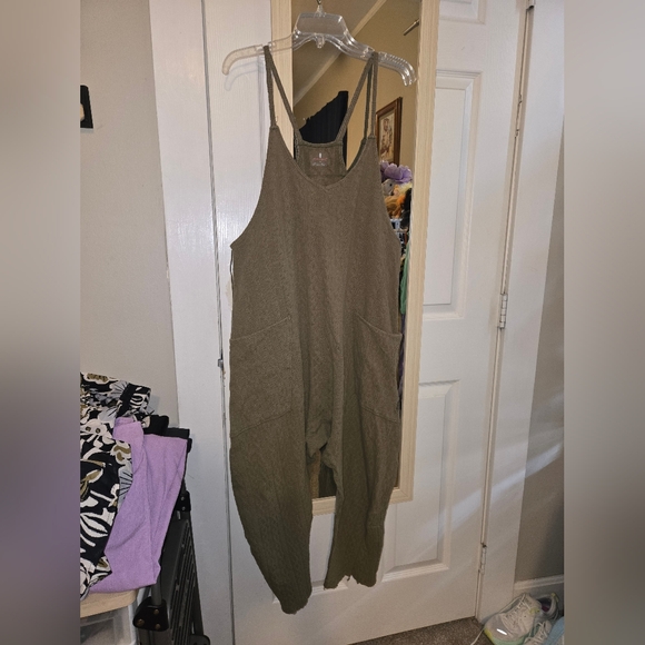 FP Hot Shot Cable Onesie - Picture 2 of 6